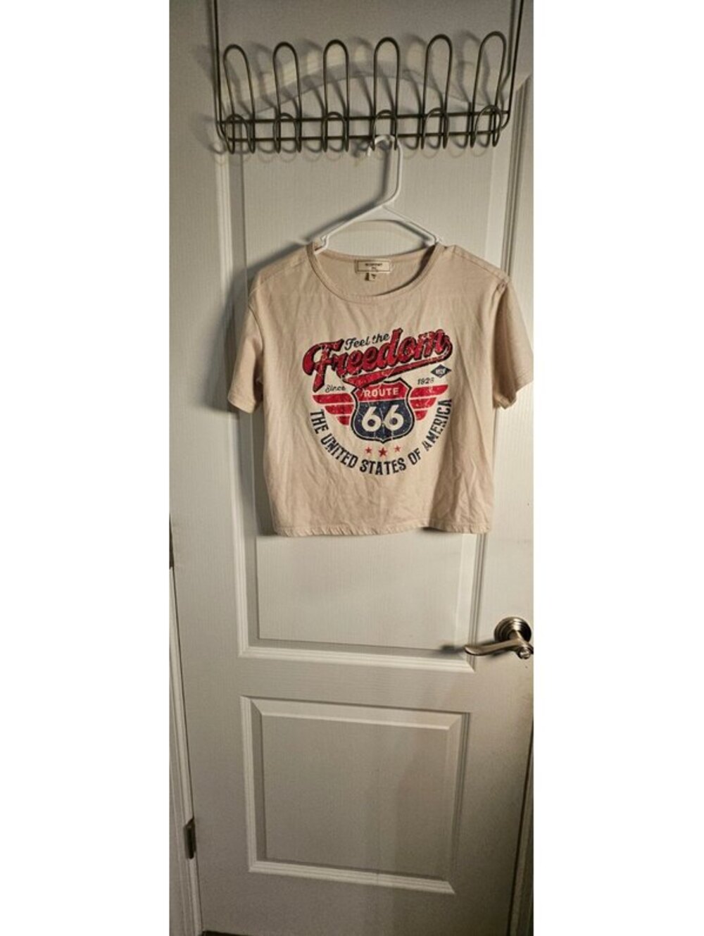 No Comment Women's Route 66 Graphic Crop T-Shirt Beige Short Sleeve Size Small